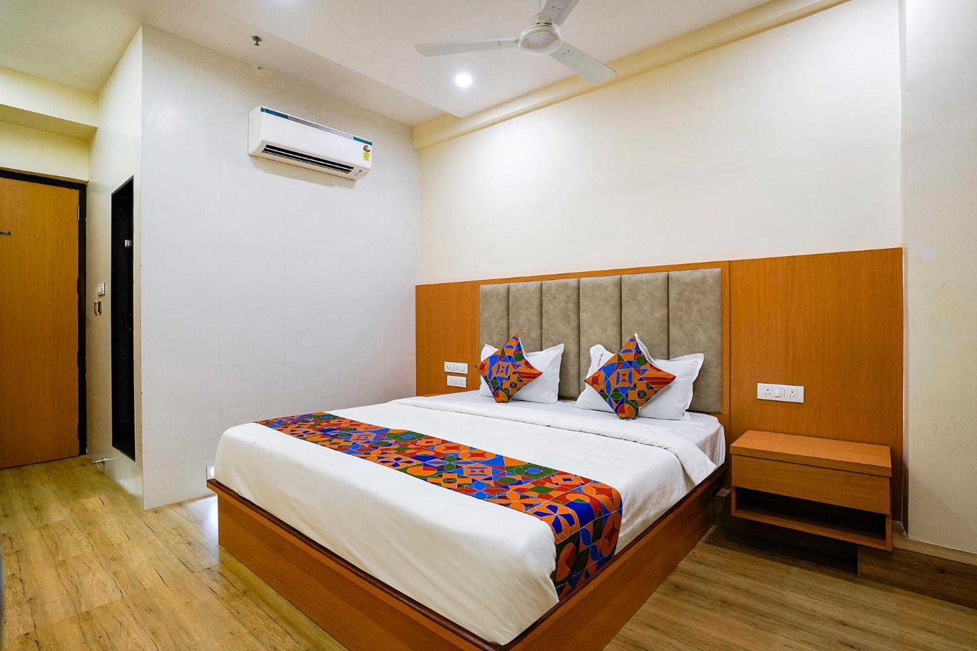 Fabhotel 7 Square - Nr Bkc Bombaj Zewnętrze zdjęcie