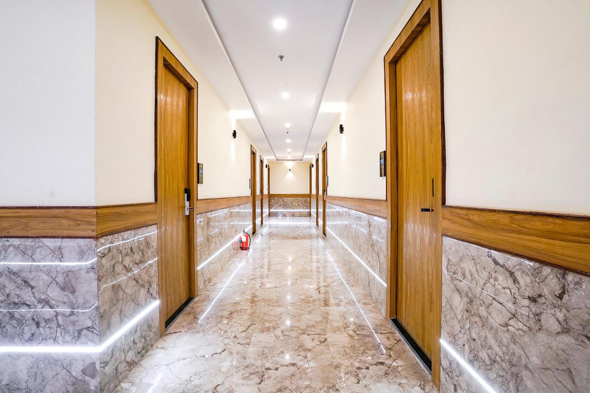 Fabhotel 7 Square - Nr Bkc Bombaj Zewnętrze zdjęcie